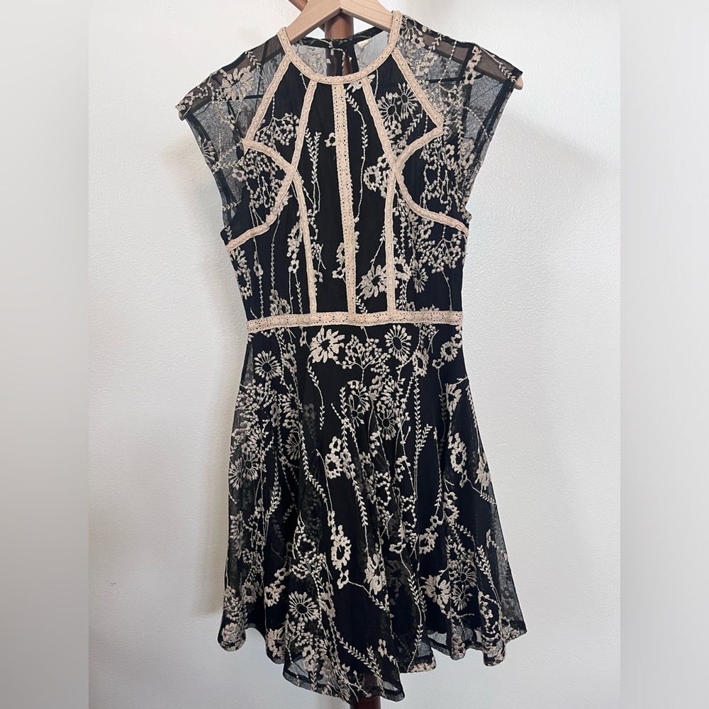 Free People Laurel Embroidered Dress Black LaceTulle Mini Size 4 - Picture 2 of 4